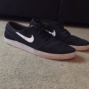 Men's Size 11 Black Nike Lunar Janoski